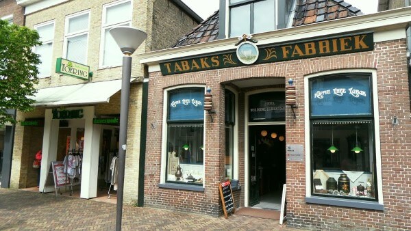 Douwe egberts winkel in Joure